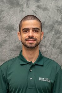 Photo of Dr. Thales Barbosa